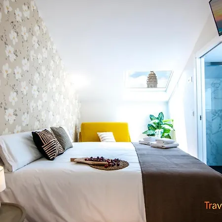 With Views Of The Cathedral Apartment *
